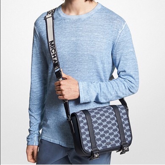 Michael kors Cooper Medium Logo Jacquard Messenger Bag - Picture 2 of 7